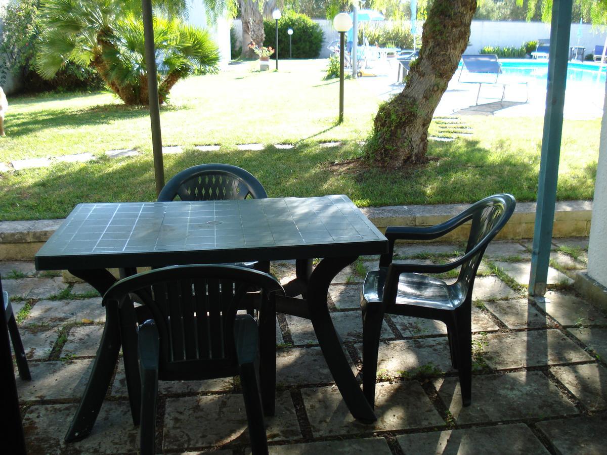 קונקה ספקיולה Breezes B&B מראה חיצוני תמונה